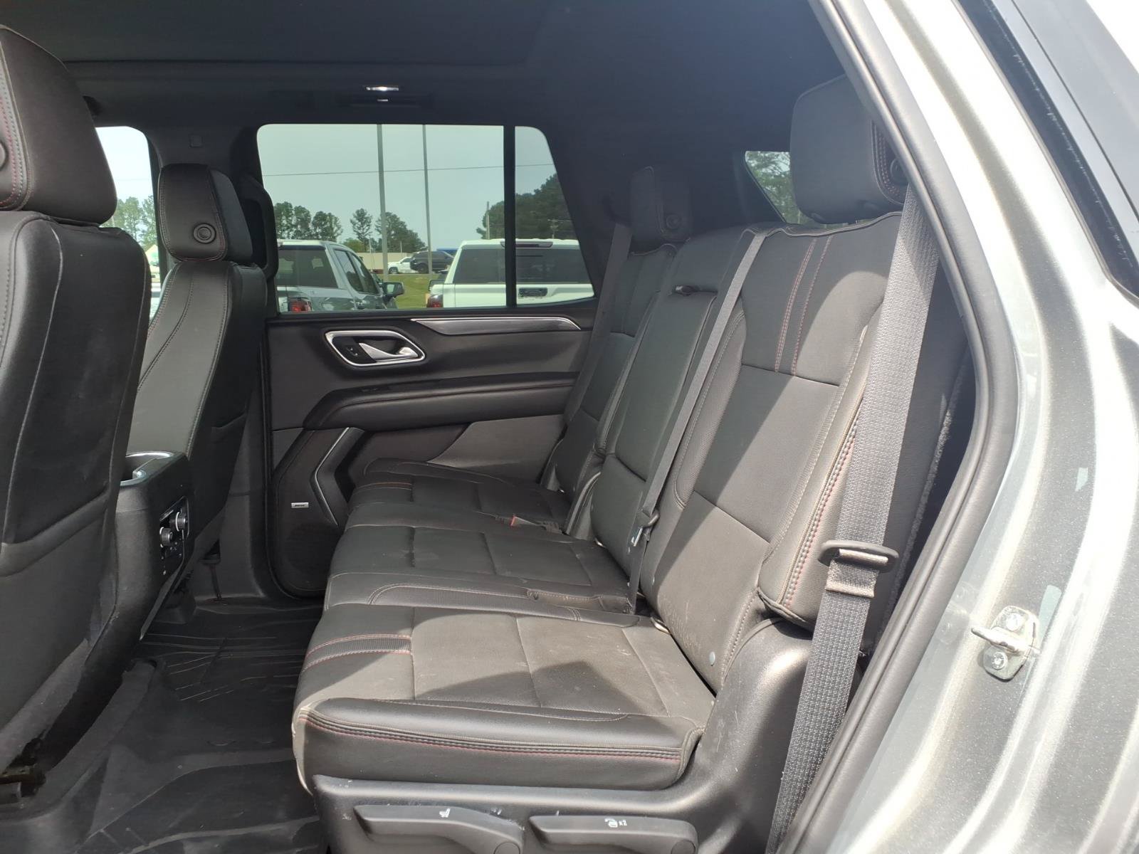 Used 2022 Chevrolet Tahoe RST w/ Luxury Package RWD image 23