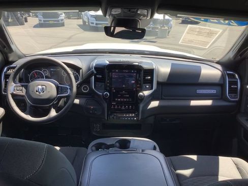 Used 2025 RAM 2500 Big Horn AWD/4WD image 6