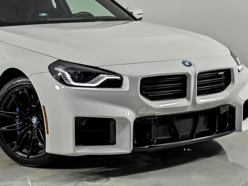 Used 2023 BMW M2 w/ Carbon Package RWD image 3