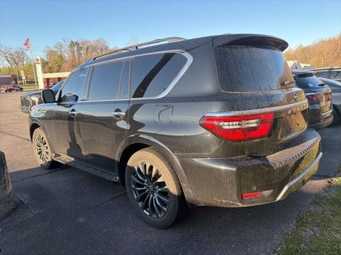 Used 2023 Nissan Armada Platinum w/ Cargo Package image 5