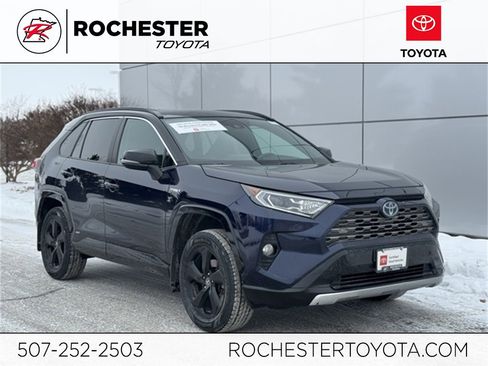 Certified 2020 Toyota RAV4 XSE image 1