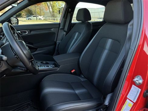 Used 2025 Honda Civic Sport image 27