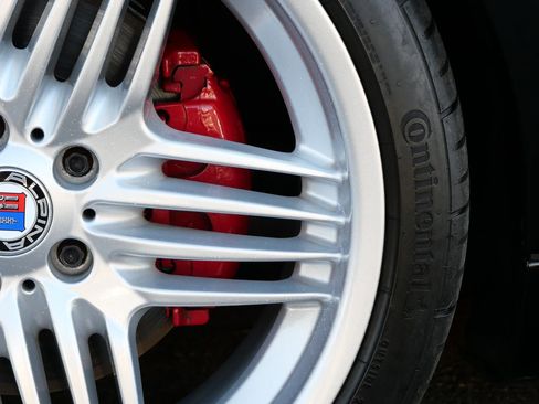 Used 2001 BMW Z8 RWD image 36