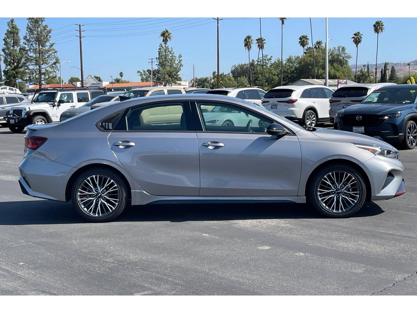 Used 2023 Kia Forte GT-Line FWD image 7