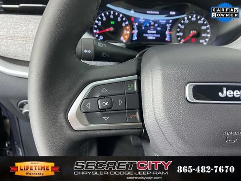 Used 2024 Jeep Compass Latitude AWD/4WD image 15