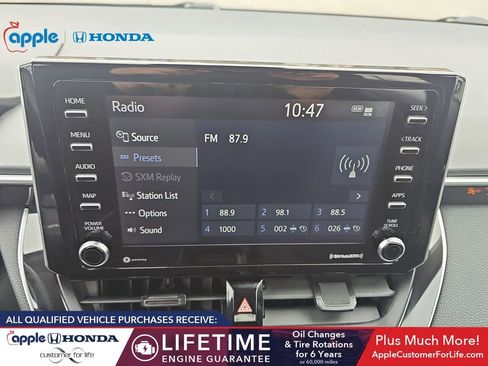 Used 2021 Toyota Corolla LE image 10