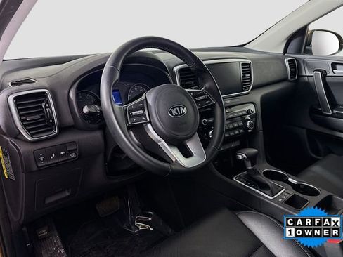 Used 2021 Kia Sportage EX image 9