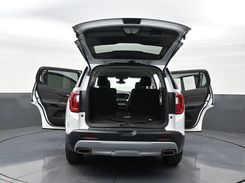 Used 2023 GMC Acadia SLE FWD image 34