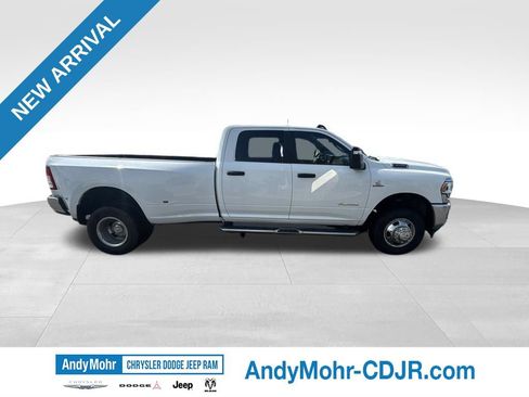 Used 2023 RAM 3500 Big Horn w/ Level 1 Equipment Group AWD/4WD image 8