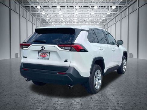 Certified 2023 Toyota RAV4 LE AWD/4WD image 8