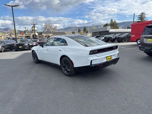 New 2026 Dodge Charger R/T AWD/4WD image 7