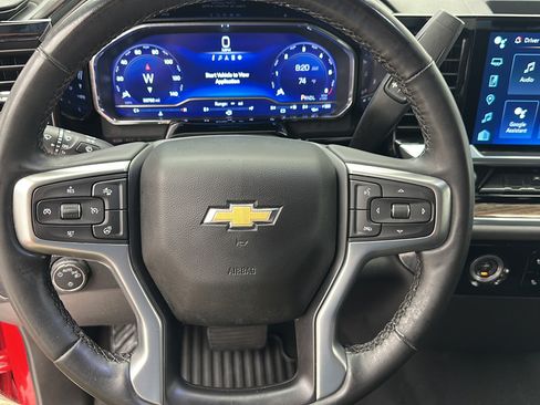 Used 2024 Chevrolet Silverado 1500 LT AWD/4WD image 18