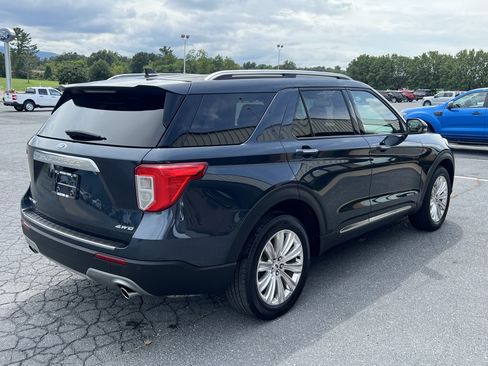 Used 2024 Ford Explorer Limited w/ Equipment Group 301A AWD/4WD image 7