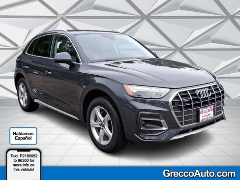 Used 2023 Audi Q5 2.0T Premium w/ Convenience Package AWD/4WD image 1