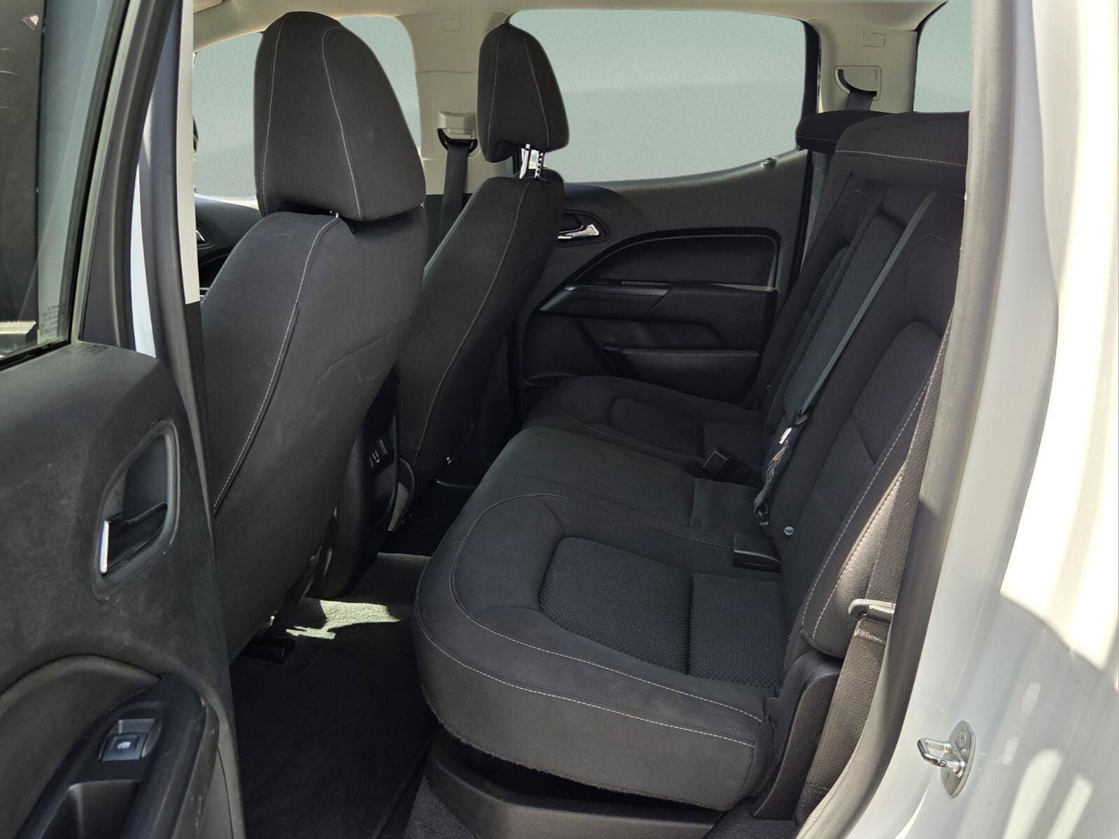 Used 2021 Chevrolet Colorado LT RWD image 12