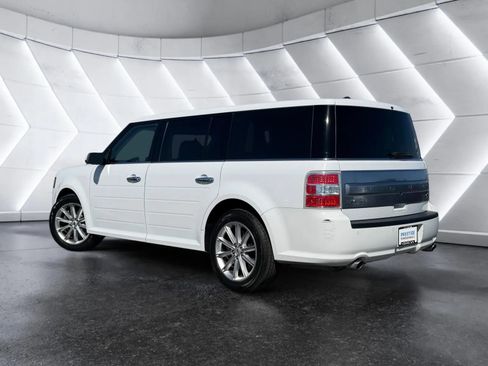 Used 2019 Ford Flex Limited FWD image 3