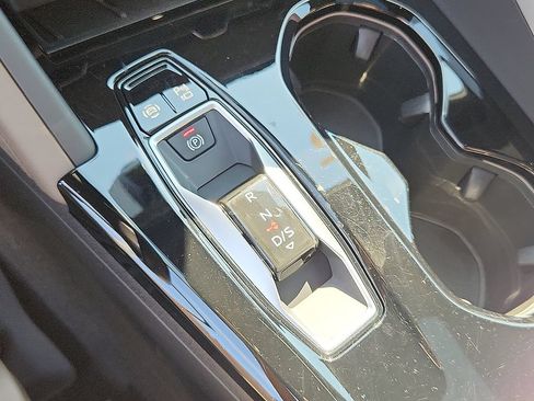 Used 2025 Audi Q5 Premium w/ Premium Plus AWD/4WD image 18