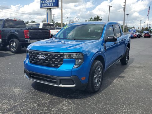 Used 2025 Ford Maverick XLT w/ XLT Luxury Package image 3