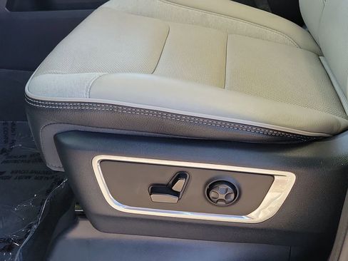 Certified 2024 RAM 1500 Limited image 12