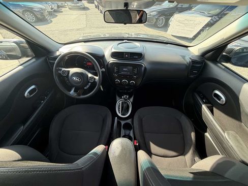 Used 2019 Kia Soul FWD image 30