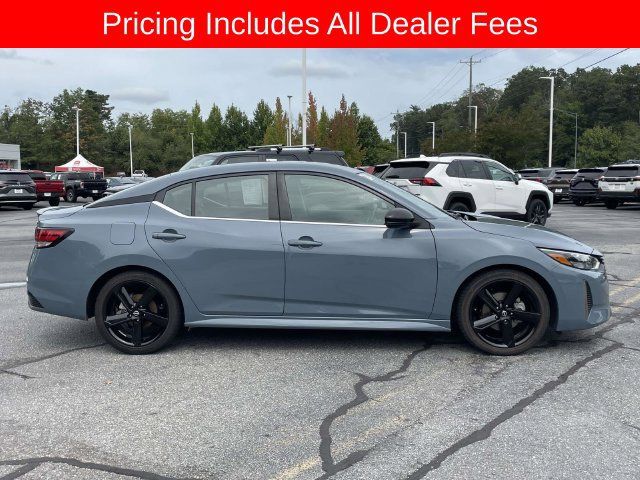 Used 2024 Nissan Sentra SR FWD image 6