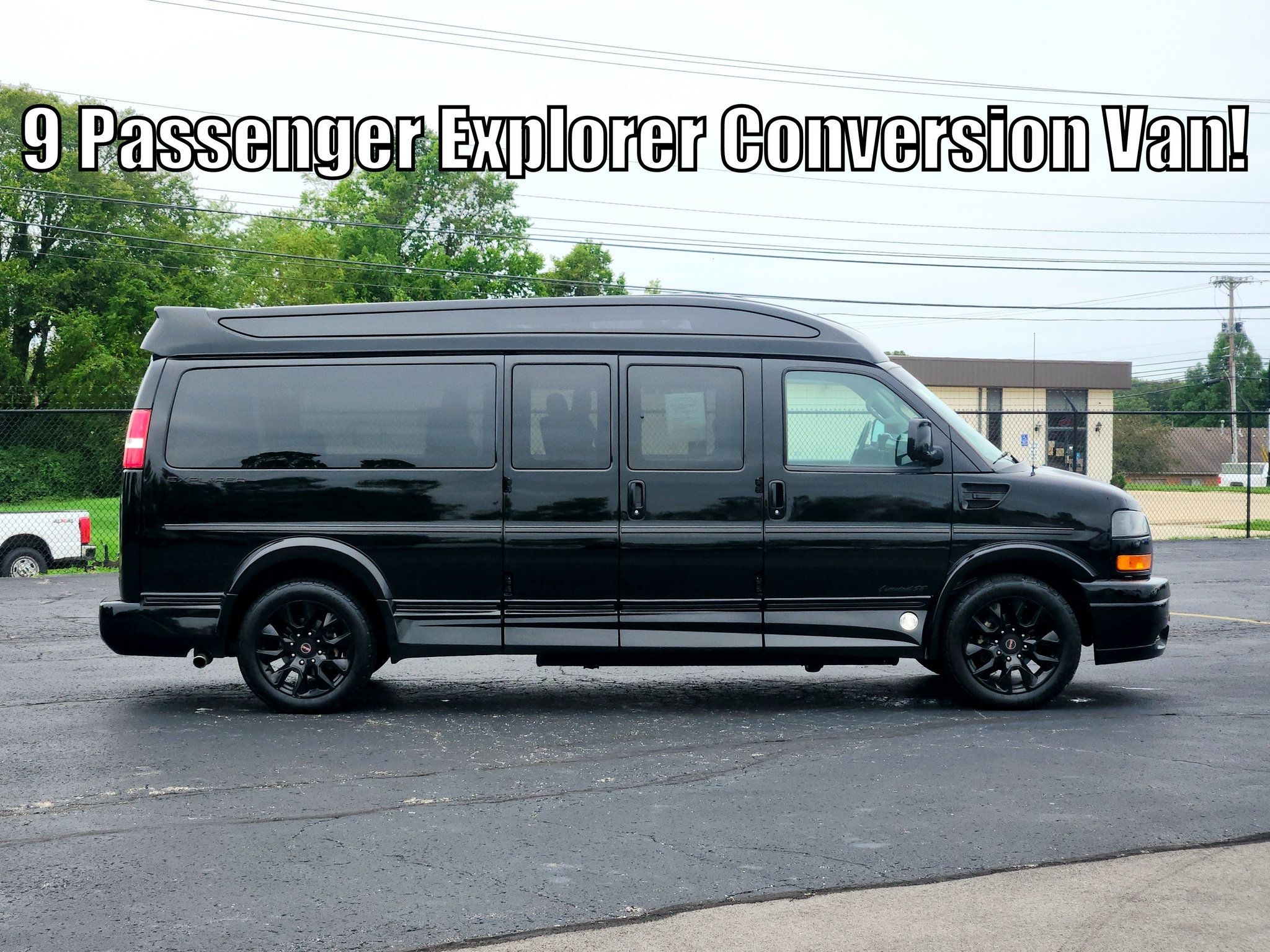 Used 2023 GMC Savana 2500 Extended RWD image 11