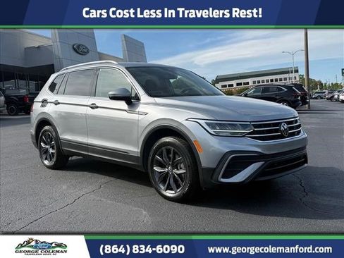 Used 2023 Volkswagen Tiguan SE FWD image 1