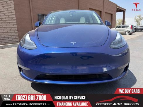 Used 2024 Tesla Model Y Long Range AWD/4WD image 5