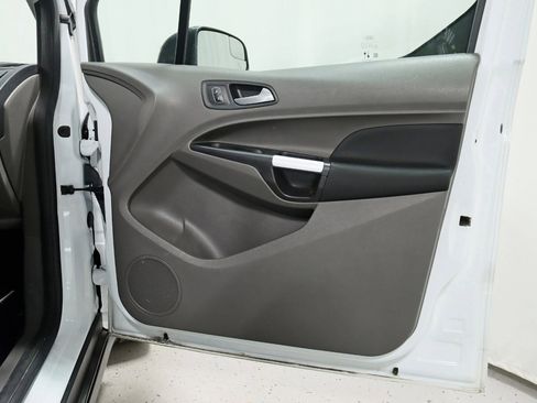 Used 2022 Ford Transit Connect XLT image 29