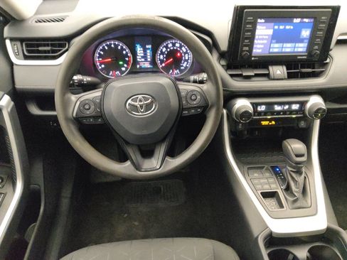 Used 2020 Toyota RAV4 XLE AWD/4WD image 22