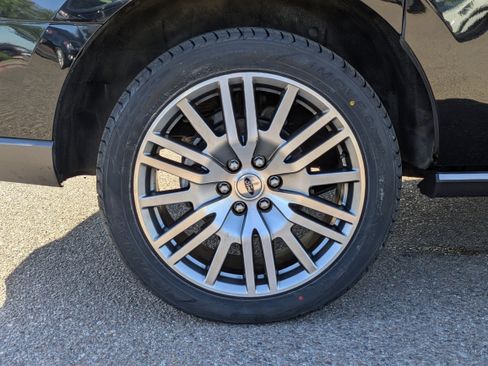 Used 2024 Ford Expedition Max Limited image 9