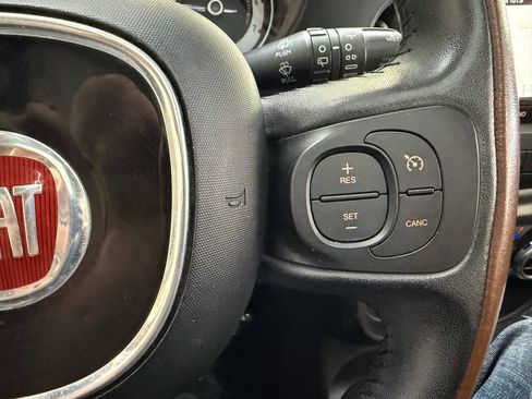 Used 2016 FIAT 500L Trekking FWD image 25
