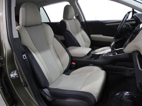 Used 2023 Subaru Outback Premium AWD/4WD image 17