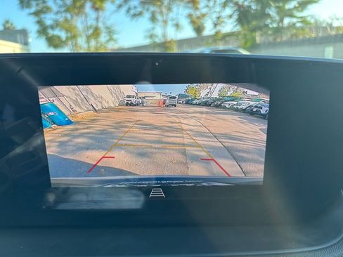 Used 2025 Buick Encore GX Preferred image 17