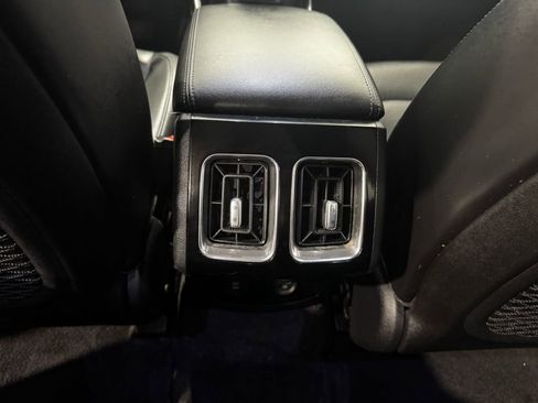 Used 2023 Kia Sorento SX AWD/4WD image 34