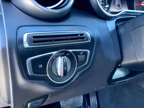 Certified 2018 Mercedes-Benz C 300 Sedan image 35