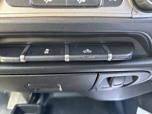 Used 2015 Chevrolet Silverado 1500 W/T AWD/4WD image 24