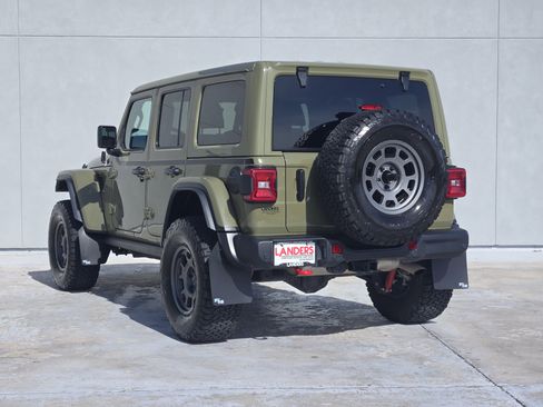 Used 2025 Jeep Wrangler Unlimited Rubicon image 6