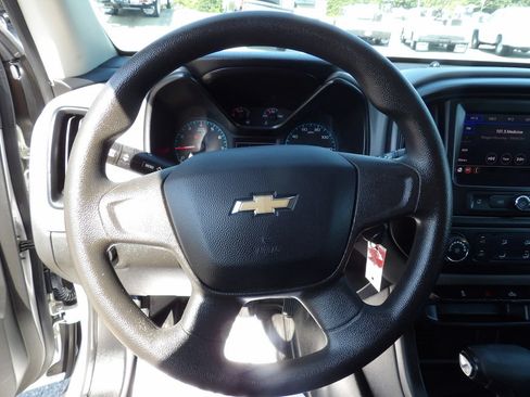 Used 2020 Chevrolet Colorado W/T RWD image 20