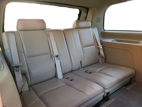 Used 2009 Chevrolet Tahoe LTZ RWD image 22