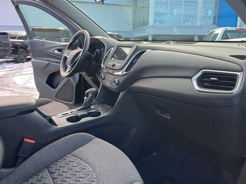 Used 2024 Chevrolet Equinox LT image 64