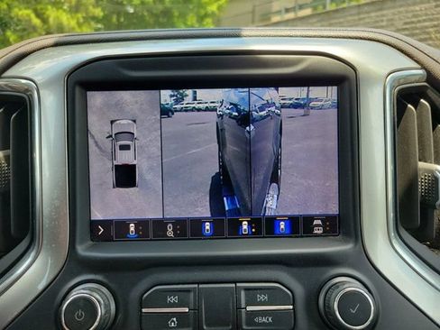 Used 2020 Chevrolet Silverado 1500 LTZ w/ LTZ Premium Package AWD/4WD image 16