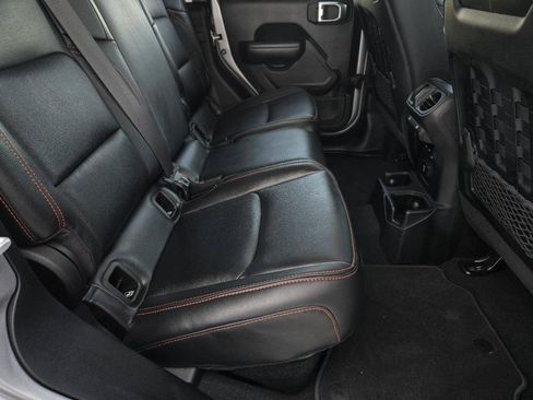 Used 2021 Jeep Gladiator Mojave AWD/4WD image 48