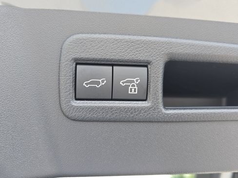 New 2026 Toyota C-HR AWD/4WD image 29