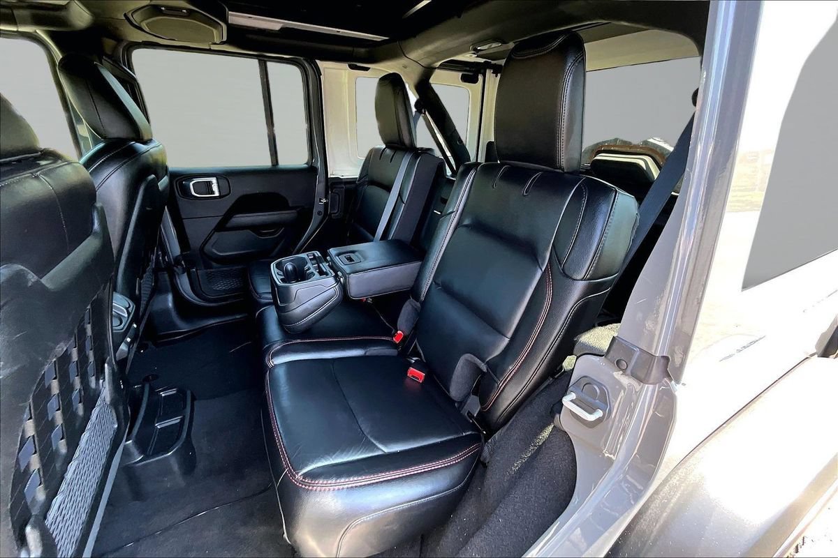 Used 2021 Jeep Wrangler Unlimited Rubicon AWD/4WD image 17