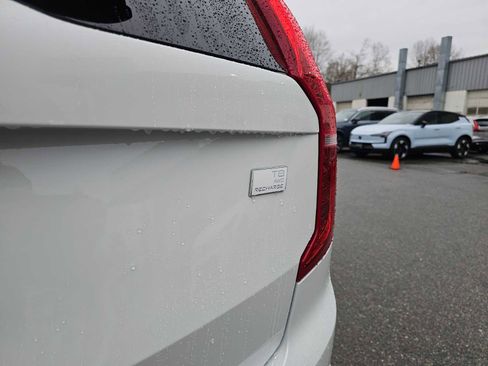 Used 2021 Volvo XC90 T8 Inscription w/ Lounge Package image 6