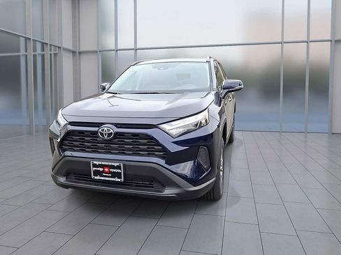 New 2025 Toyota RAV4 XLE image 4