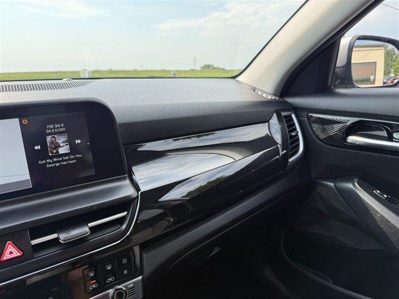 Used 2024 Kia Seltos S AWD/4WD image 18