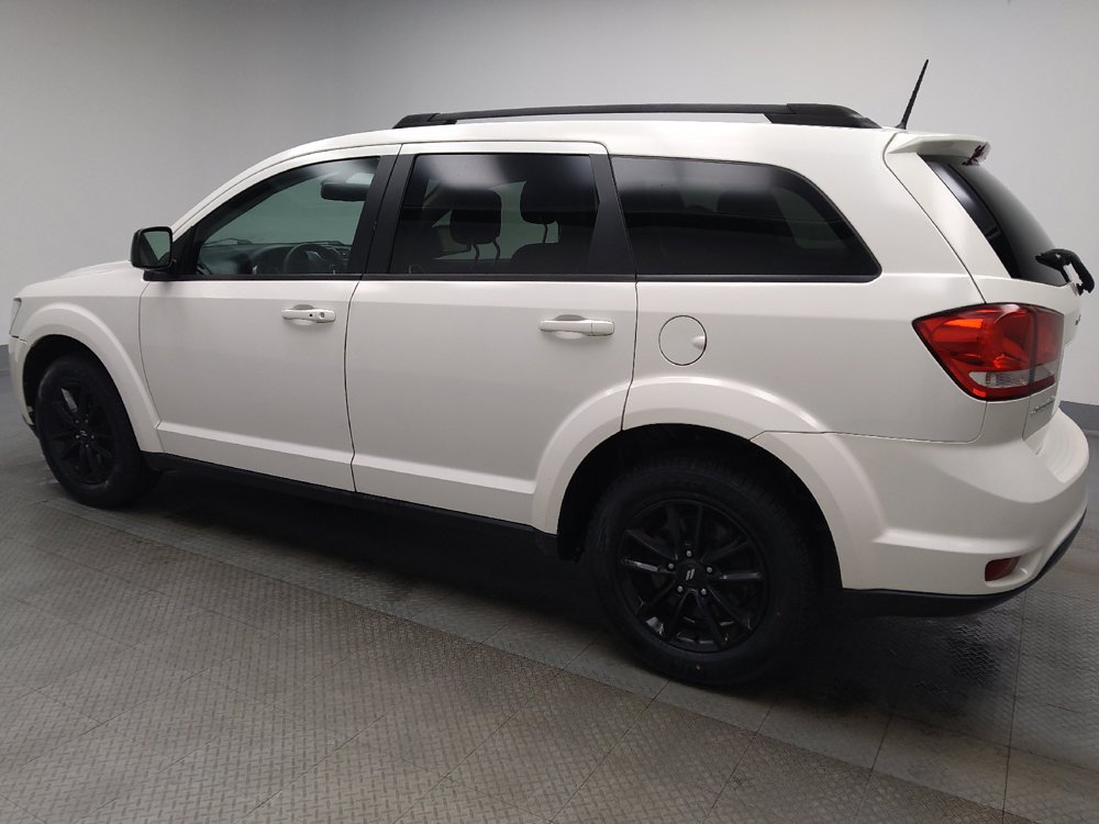 Used 2019 Dodge Journey SE w/ Blacktop Package FWD image 3