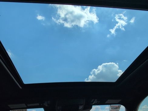 Used 2025 Subaru Forester Wilderness image 27